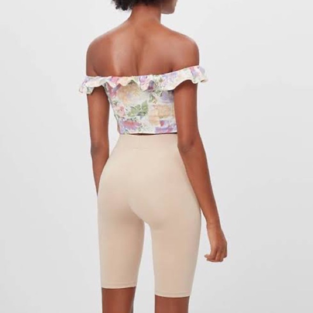 BERSHKA Peasant Floral Crop Top - Picture 3 of 11